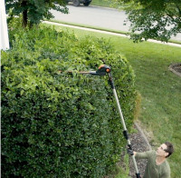 Аккумуляторный кусторез Worx WG252E.9