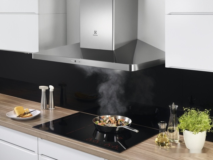 Вытяжка Electrolux EFF90560OX