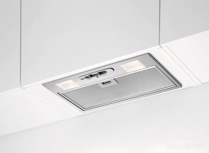 Вытяжка AEG DGB1522S