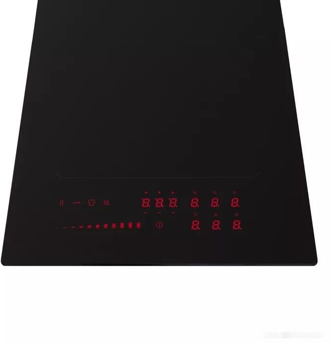 Варочная панель Delonghi SLI 302 RUS Варочная панель Delonghi SLI 302 RUS