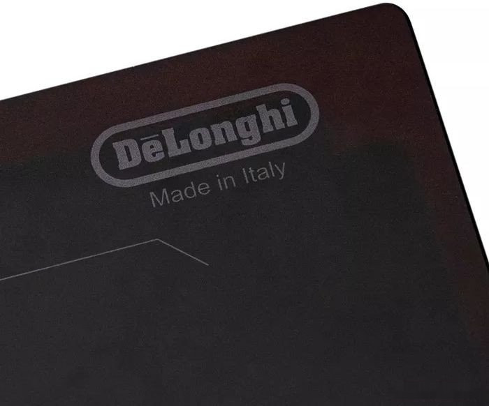 Варочная панель Delonghi SLI 302 RUS Варочная панель Delonghi SLI 302 RUS