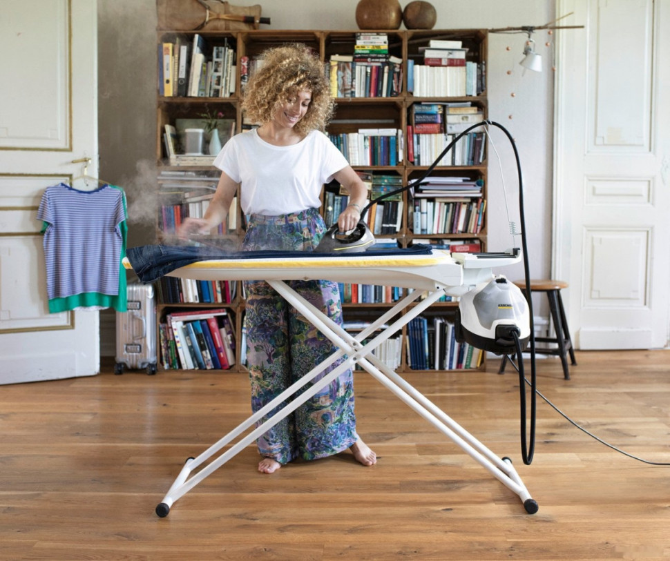 Пароочиститель Karcher SC 4 EasyFix Iron 1.512-631.0 Пароочиститель Karcher SC 4 EasyFix Iron 1.512-631.0