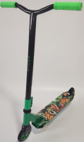 Самокат Ricos Fury JL-302A (черный/зеленый)
