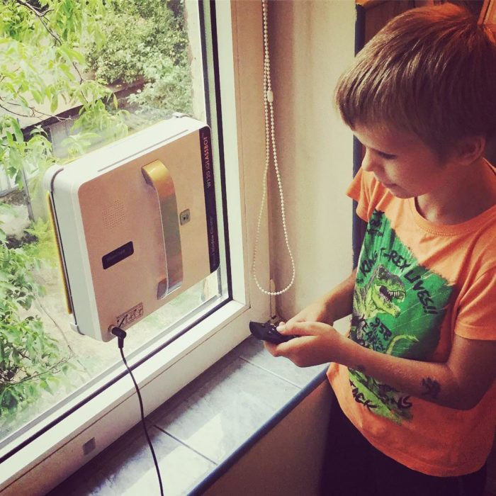 Робот-пылесос Mamibot Glassbot Робот-пылесос Mamibot Glassbot