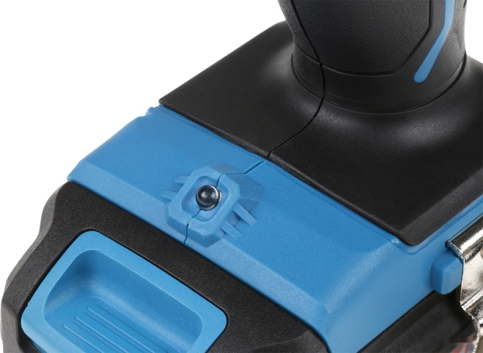 Дрель-шуруповерт Bull SR 1801 (с 2-мя АКБ, кейс)