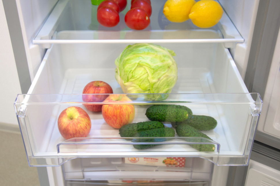 Холодильник с нижней морозильной камерой NORDFROST NRB 131 332 Холодильник с нижней морозильной камерой NORDFROST NRB 131 332