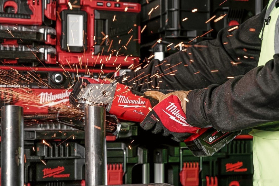 Угловая шлифмашина Milwaukee M18 FSAG125X-0 Fuel 4933478701 (без АКБ)