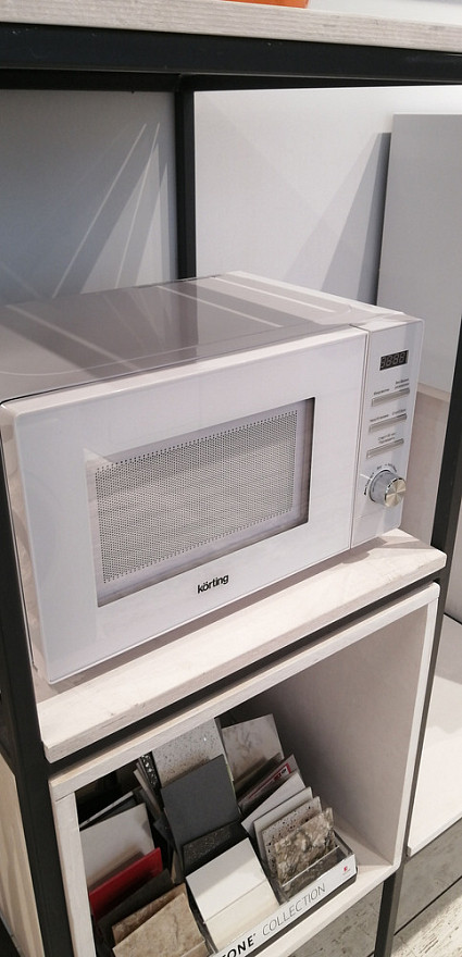 Микроволновая печь Korting KMO820GW Микроволновая печь Korting KMO820GW