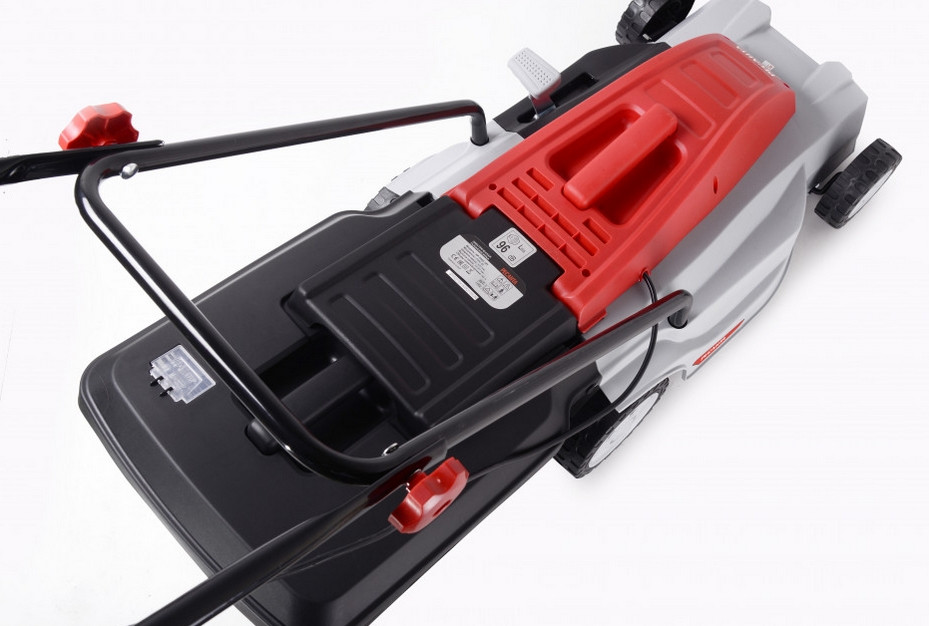 Газонокосилка электрическая Ресанта КР-2000 ЭП (70/4/16) Газонокосилка электрическая Ресанта КР-2000 ЭП (70/4/16)