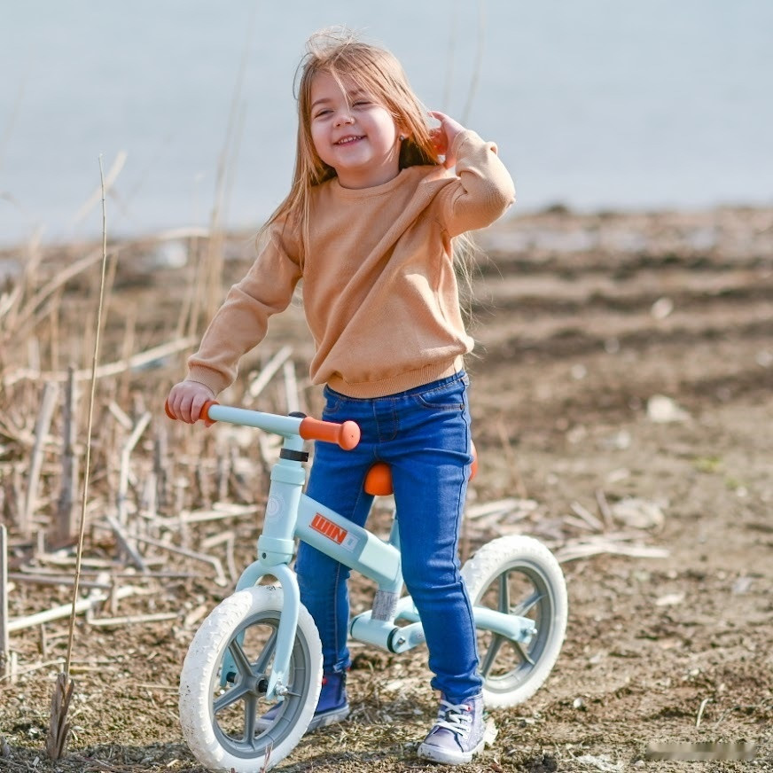 Беговел Lorelli Wind (красный) Беговел Lorelli Wind (красный)