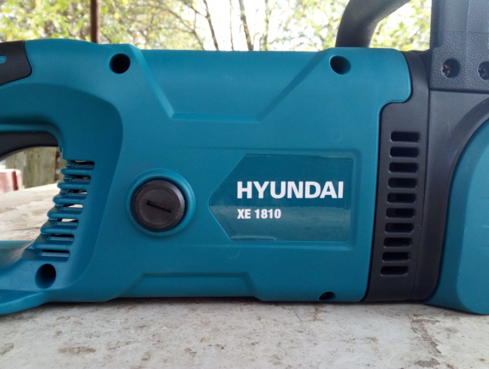 Электрическая пила Hyundai XE 1810 Электрическая пила Hyundai XE 1810