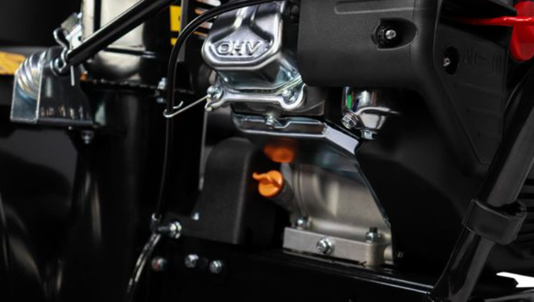 Снегоуборщик Champion STT761E Снегоуборщик Champion STT761E