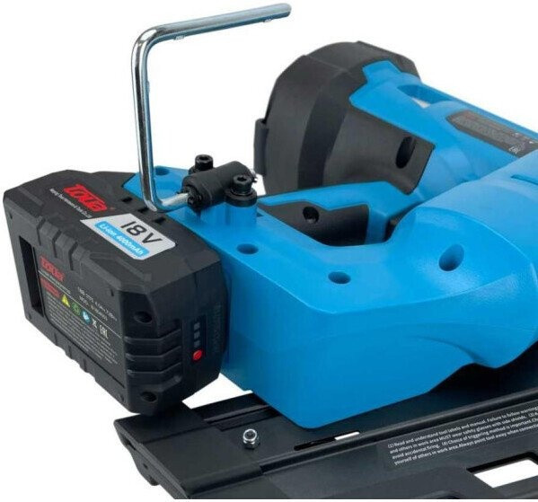 Гвоздезабиватель Toua DCFN3490 (с 2-мя АКБ, сумка) Гвоздезабиватель Toua DCFN3490 (с 2-мя АКБ, сумка)