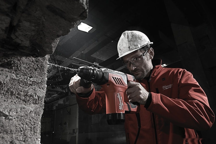 Перфоратор Milwaukee PLH 28 E 4933446790 Перфоратор Milwaukee PLH 28 E 4933446790