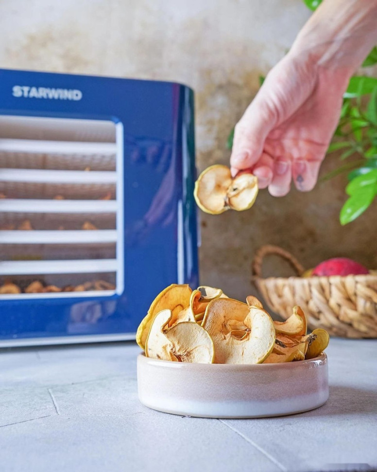 Сушилка для овощей и фруктов StarWind SFD6431 Сушилка для овощей и фруктов StarWind SFD6431