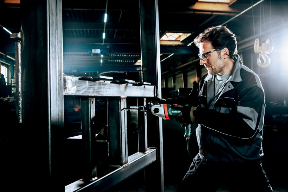 Дрель ударная Metabo BEV 1300-2 Дрель ударная Metabo BEV 1300-2