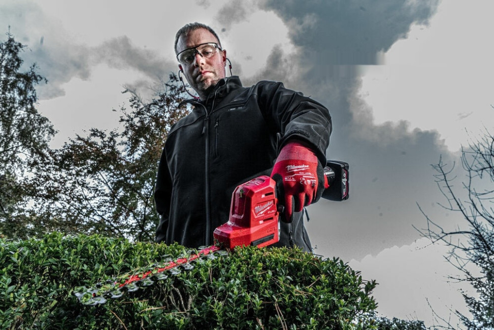 Кусторез Milwaukee M12 FUEL M12FHT20-0 4933479675 (без АКБ) Кусторез Milwaukee M12 FUEL M12FHT20-0 4933479675 (без АКБ)