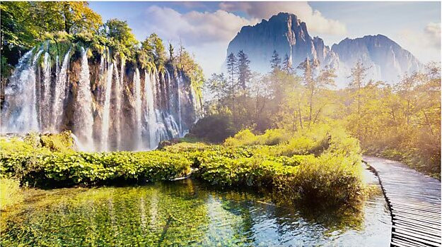 Информационная панель Samsung IE040R для P4,0 Информационная панель Samsung IE040R для P4,0