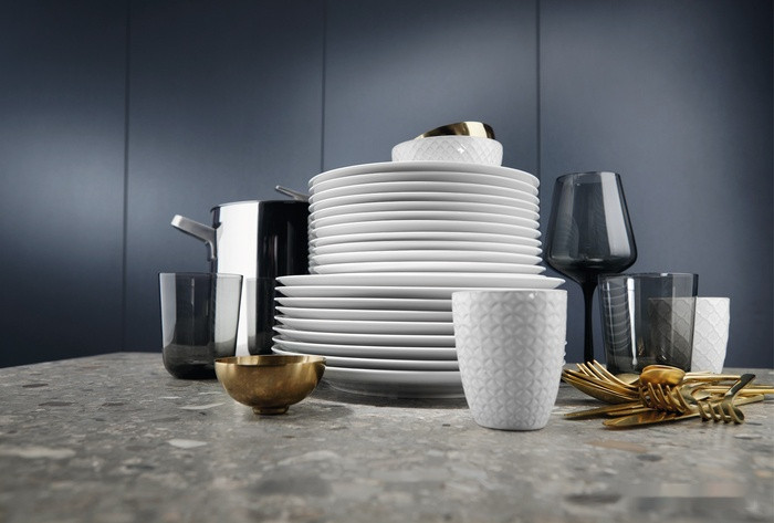 Посудомоечная машина Electrolux EEA13100L Посудомоечная машина Electrolux EEA13100L