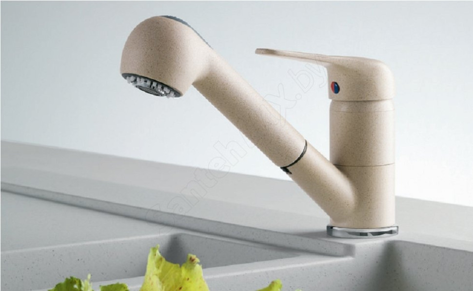 Смеситель Franke Novara Plus бежевый (с выдвижным шлангом) Смеситель Franke Novara Plus бежевый (с выдвижным шлангом)