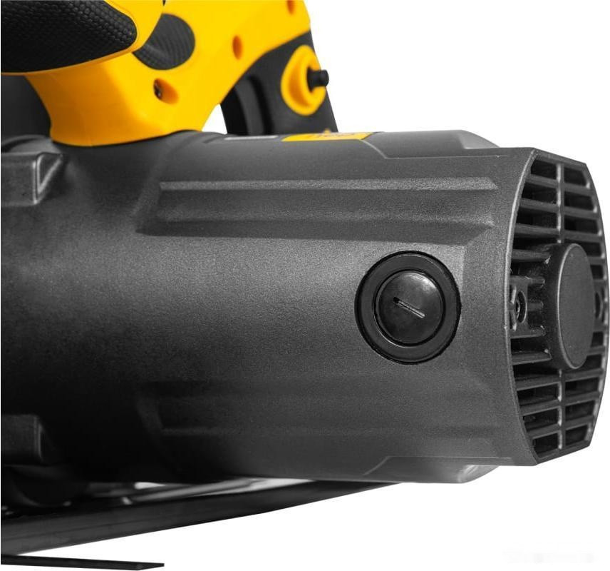 Дисковая (циркулярная) пила Deli DL-YJ235-E1 103012 Дисковая (циркулярная) пила Deli DL-YJ235-E1 103012