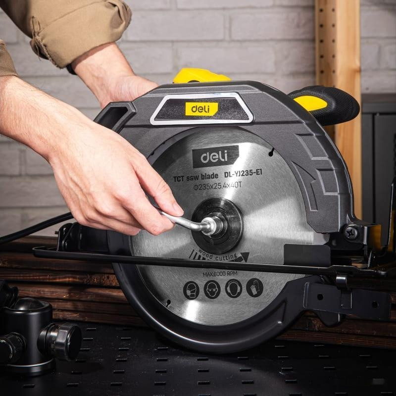 Дисковая (циркулярная) пила Deli DL-YJ235-E1 103012 Дисковая (циркулярная) пила Deli DL-YJ235-E1 103012