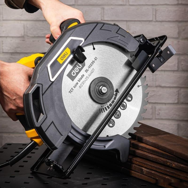Дисковая (циркулярная) пила Deli DL-YJ235-E1 103012 Дисковая (циркулярная) пила Deli DL-YJ235-E1 103012