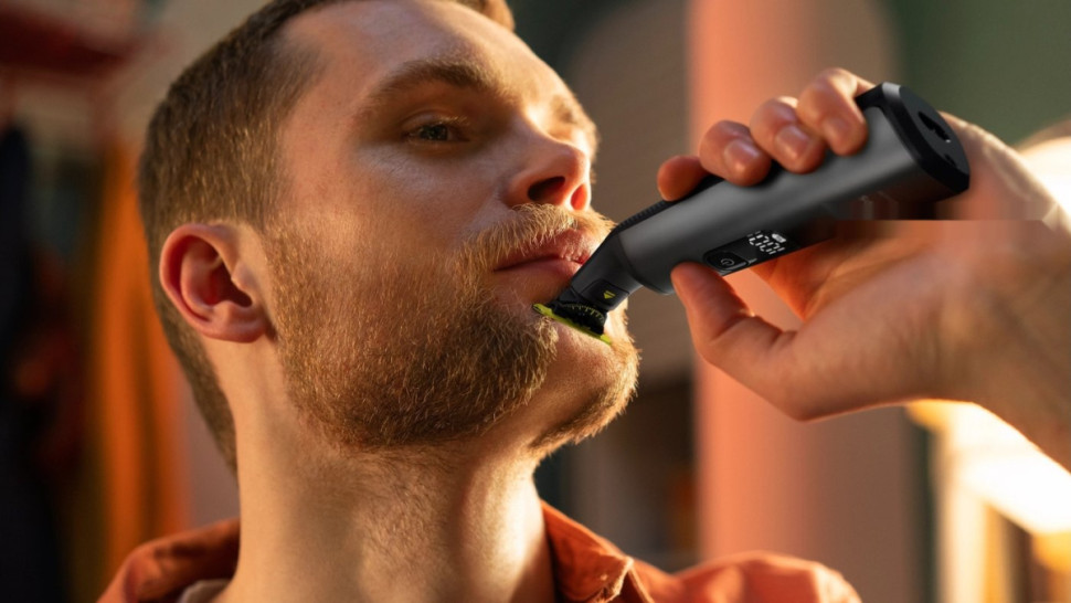 Машинка для стрижки волос Philips OneBlade Pro 360 Face + Body QP6552/15 Машинка для стрижки волос Philips OneBlade Pro 360 Face + Body QP6552/15