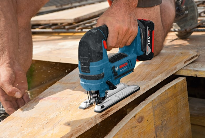 Лобзик Bosch GST 18 V-LI B Professional Лобзик Bosch GST 18 V-LI B Professional