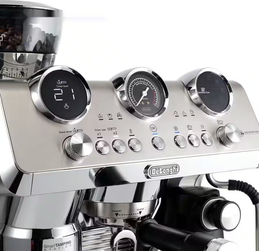 Кофейная станция Delonghi La Specialista Maestro with Cold Brew EC9885M Кофейная станция Delonghi La Specialista Maestro with Cold Brew EC9885M