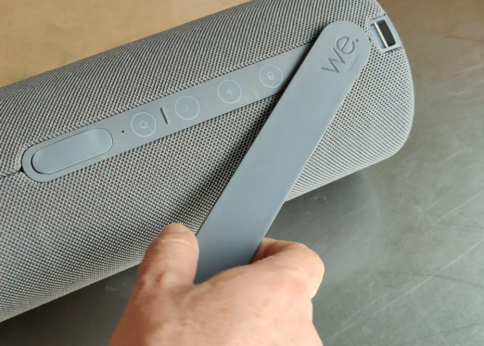 Портативная колонка Loewe We. HEAR 1 (серый) Портативная колонка Loewe We. HEAR 1 (серый)