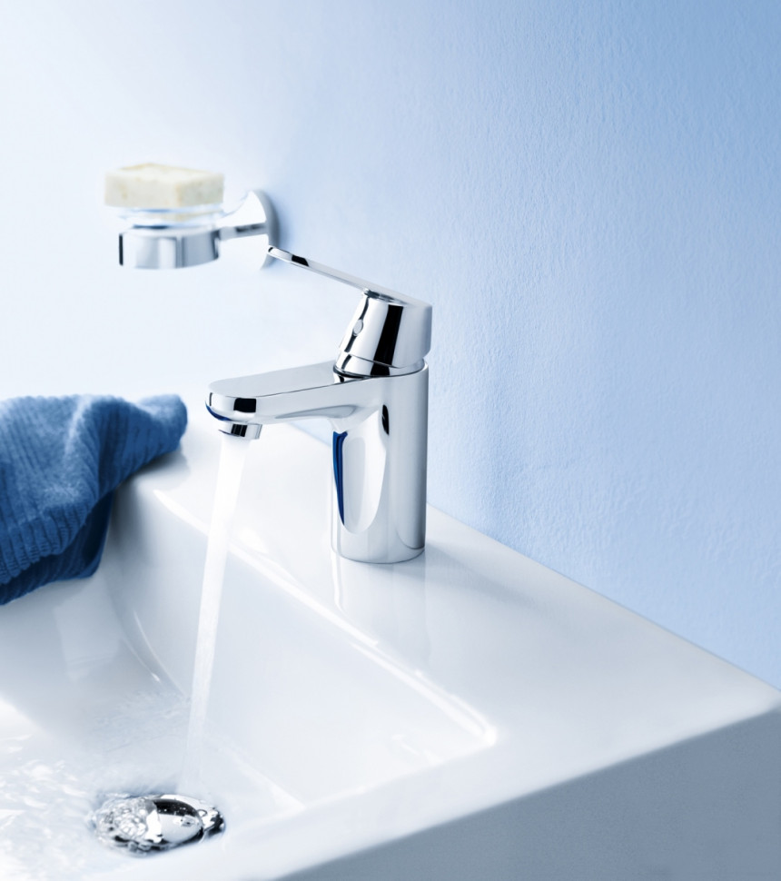 Смеситель Grohe Eurosmart Cosmopolitan 32824000 Смеситель Grohe Eurosmart Cosmopolitan 32824000