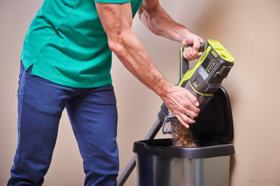 Пылесос Ryobi R18SV7-0 (без батареи)