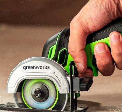 Угловая шлифмашина Greenworks GD24UCS (без АКБ) Угловая шлифмашина Greenworks GD24UCS (без АКБ)