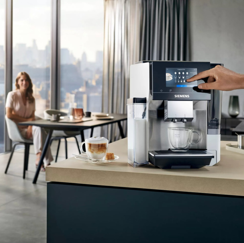 Кофемашина Siemens EQ.700 Classic TP703R09 Кофемашина Siemens EQ.700 Classic TP703R09