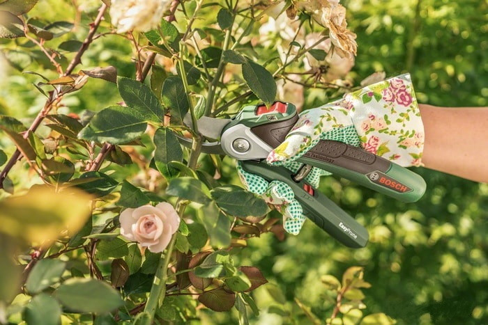 Секатор Bosch EasyPrune Секатор Bosch EasyPrune
