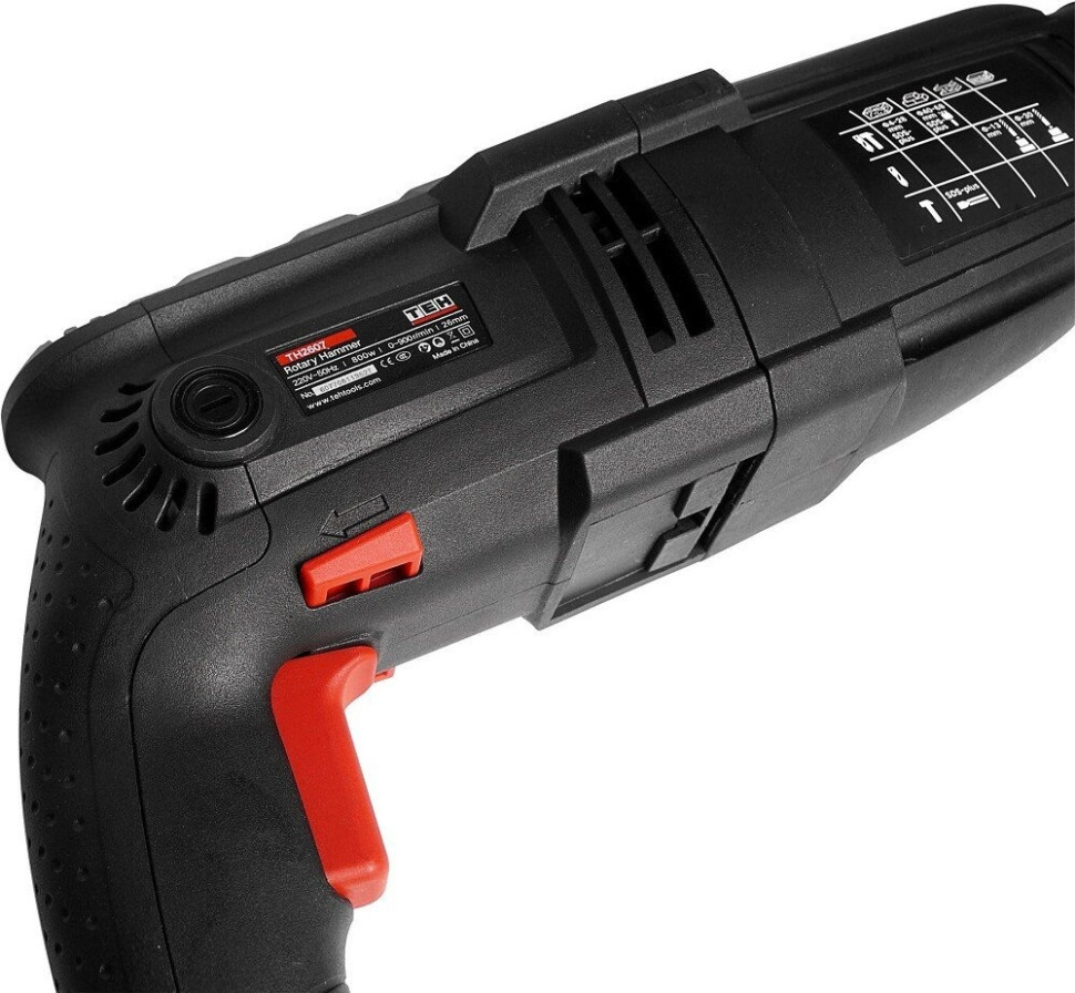 Перфоратор TEH TH2607 (кейс)