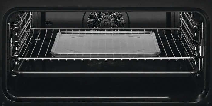 Духовой шкаф Electrolux CombiQuick 800 EVL8E08Z Духовой шкаф Electrolux CombiQuick 800 EVL8E08Z