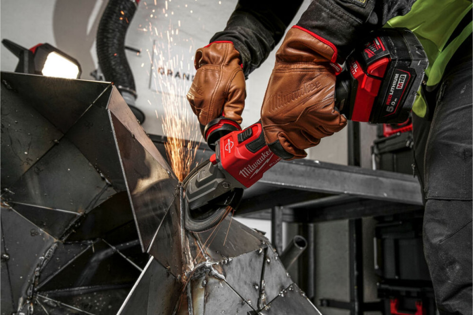 Угловая шлифмашина Milwaukee M18 Fuel FSAGF125XB-0X 4933478438 (без АКБ, кейс)