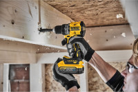 Дрель-шуруповерт DeWALT DCD800H2T (с 2-мя АКБ 5 Ач, кейс)