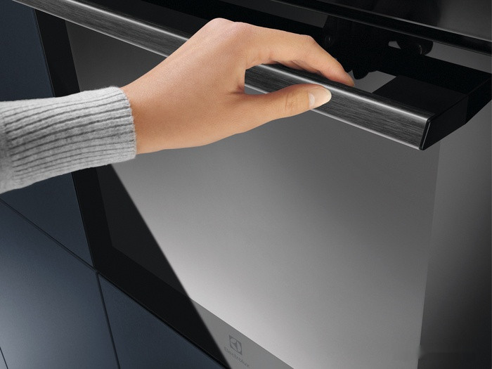 Духовой шкаф Electrolux EOF5C50BZ Духовой шкаф Electrolux EOF5C50BZ