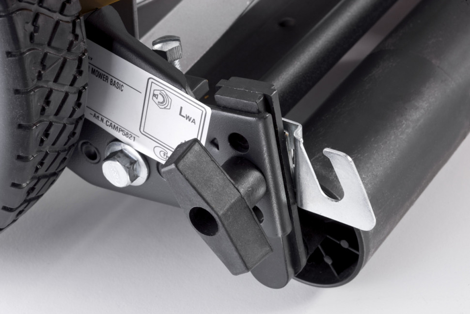 Колесная газонокосилка Stiga SCM 240 R