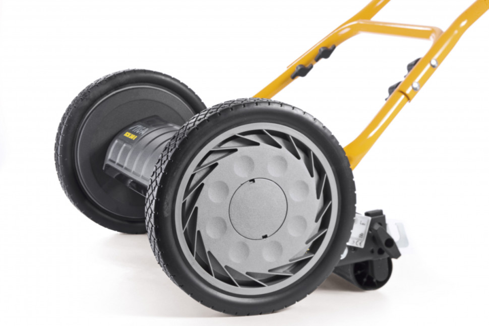 Колесная газонокосилка Stiga SCM 240 R