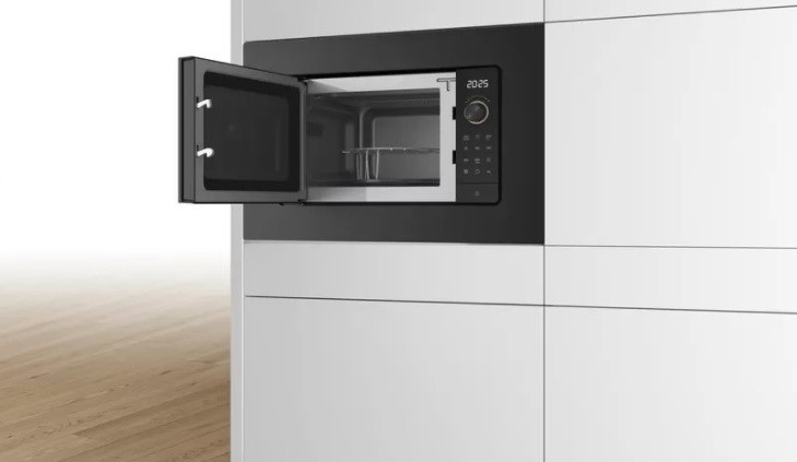 Микроволновая печь Bosch BEL623MY3 Микроволновая печь Bosch BEL623MY3