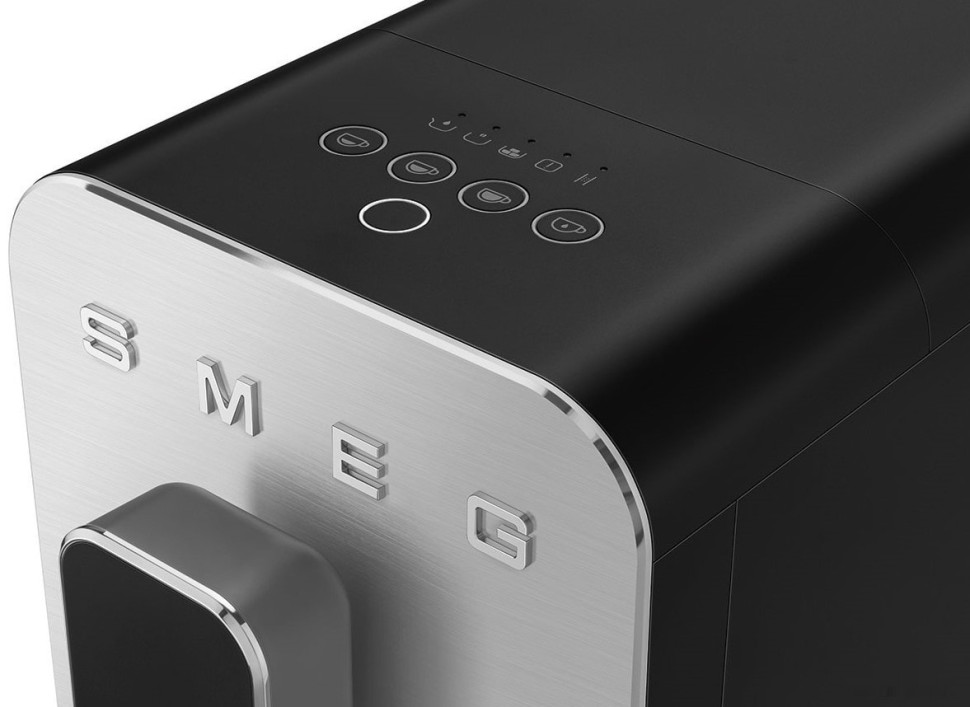 Эспрессо кофемашина Smeg BCC01BLMEU Эспрессо кофемашина Smeg BCC01BLMEU