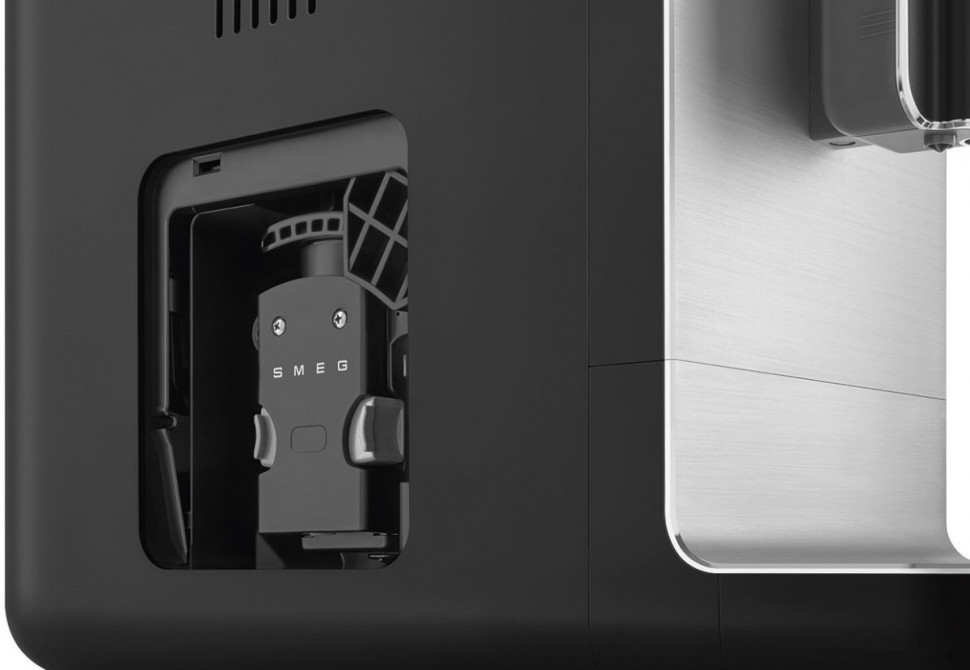 Эспрессо кофемашина Smeg BCC01BLMEU Эспрессо кофемашина Smeg BCC01BLMEU