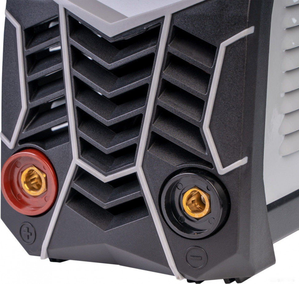 Сварочный инвертор Ставр САИ-220Э Сварочный инвертор Ставр САИ-220Э