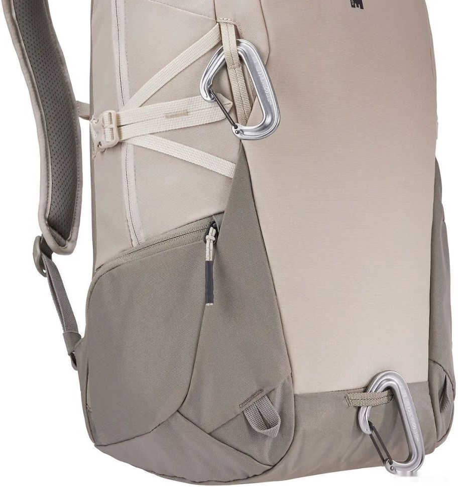 Рюкзак Thule EnRoute 21L TEBP4116PV (бежевый) Рюкзак Thule EnRoute 21L TEBP4116PV (бежевый)