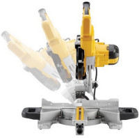 Торцовочная пила DeWALT DWS774