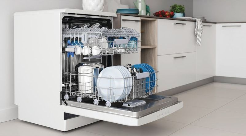 Посудомоечная машина Indesit DFO 3C26 Посудомоечная машина Indesit DFO 3C26